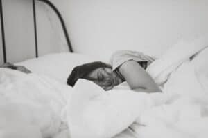 Read more about the article Masz trudności z zasypianiem? Sprawdź, co może być przyczyną!