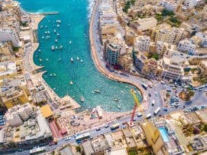 Read more about the article Jak zwiedzać Maltę: Odkryj perełki śródziemnomorskiej wyspy